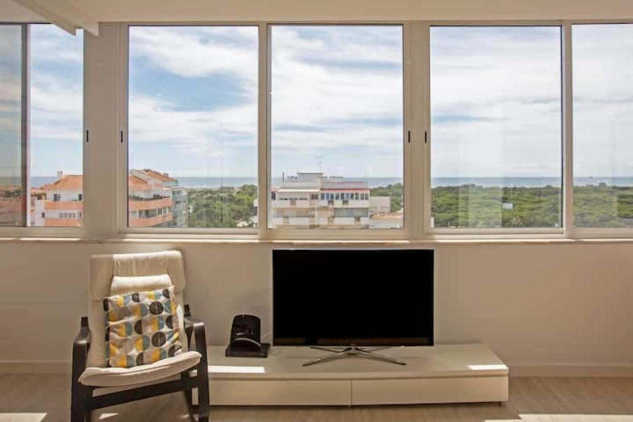 Magnificent 1 Bedroom Apartment With Views Over The Ocean Costa da Caparica Exterior photo